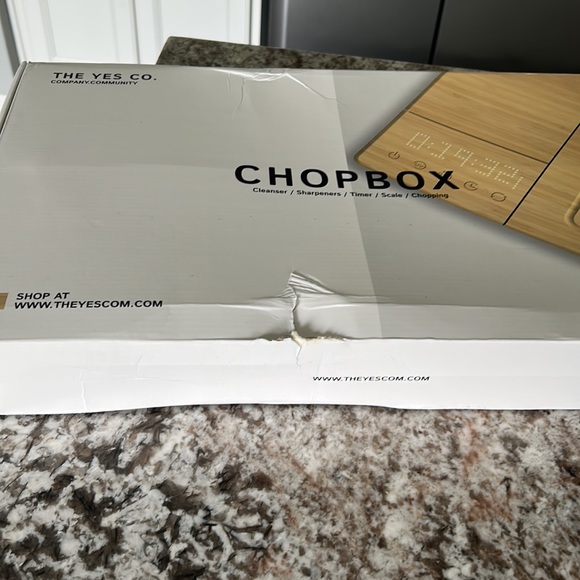 Chopbox cutting board and scale plus more brand new never used - Picture 3 of 3